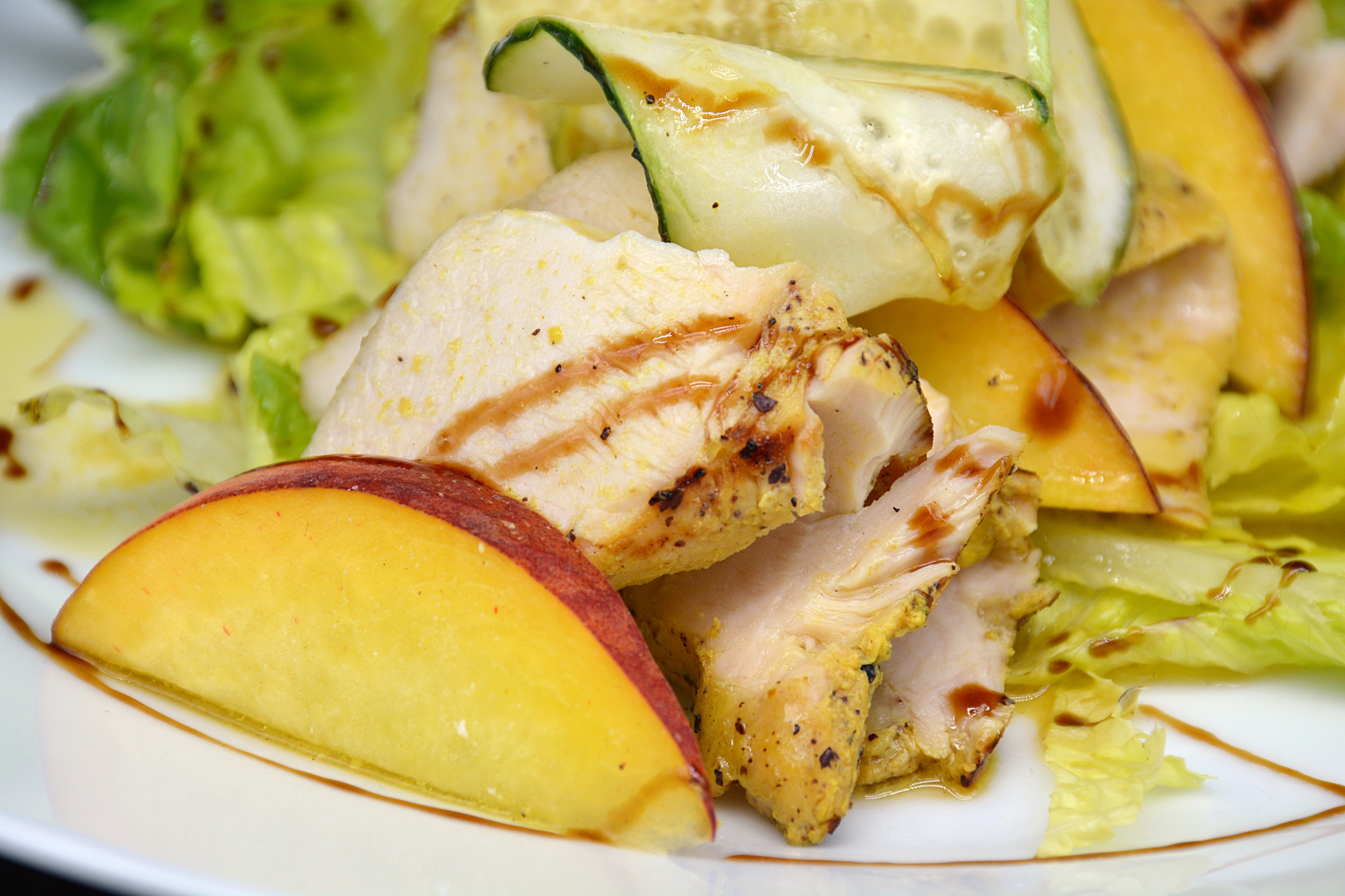 Insalata di pollo marinato